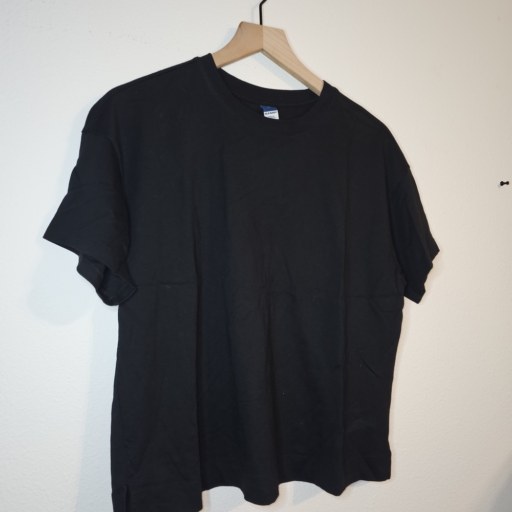 Old Navy Black Short Sleeve Tee